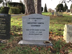 Geoffrey Charman's grave in Caterham Cemetery. Photo: November 2021. | Linda Duffield