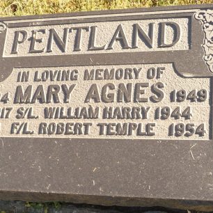 The grave of F/Lt. Robert Temple Pentland. Union Cemetery, Calgary.  | 'Bear Hugs,' findagrave