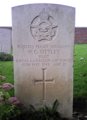 The grave of F/Sgt. Uttley in Grevillers  British Cemetery, Pas de Calais, France.  | Phillipe Degroote on findagrave. 