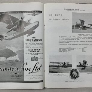 Programme for the RAF Display, Hendon, 1935. Page 32-33. 